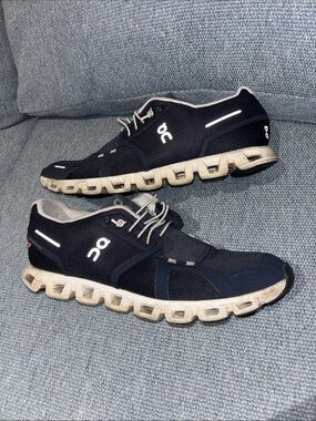 On cloud 5 Navy Trainers! Men’s 12